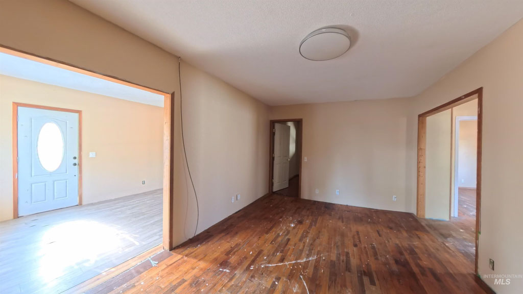 Central Idaho Properties, LLCCIP-open-space-family-area-e301b3ec